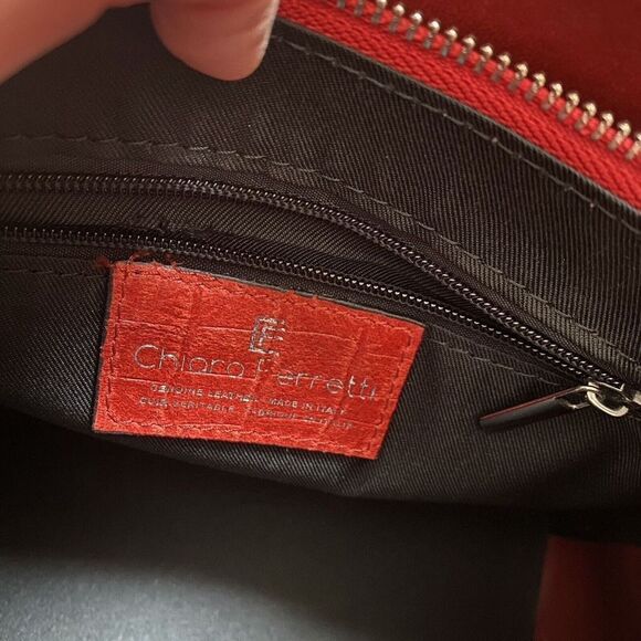 Chiara Ferretti Red Croc Embossed Leather Crossbody Bucket Shoulder Bag Italy - Picture 5 of 9